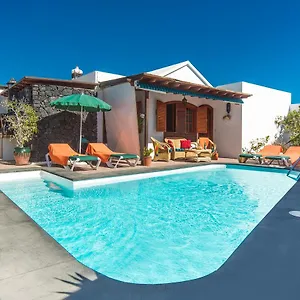 Villa Rosamar, Puerto del Carmen (Lanzarote)